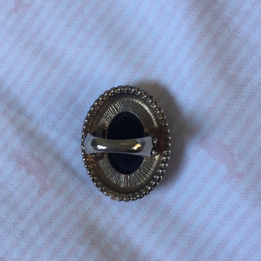 Ring - Picture 2 of 2